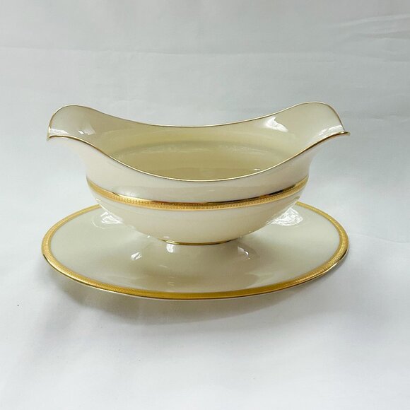 Lenox Tuxedo J-33 Gravy Boat with Attached Saucer, Vintage - Picture 1 of 9